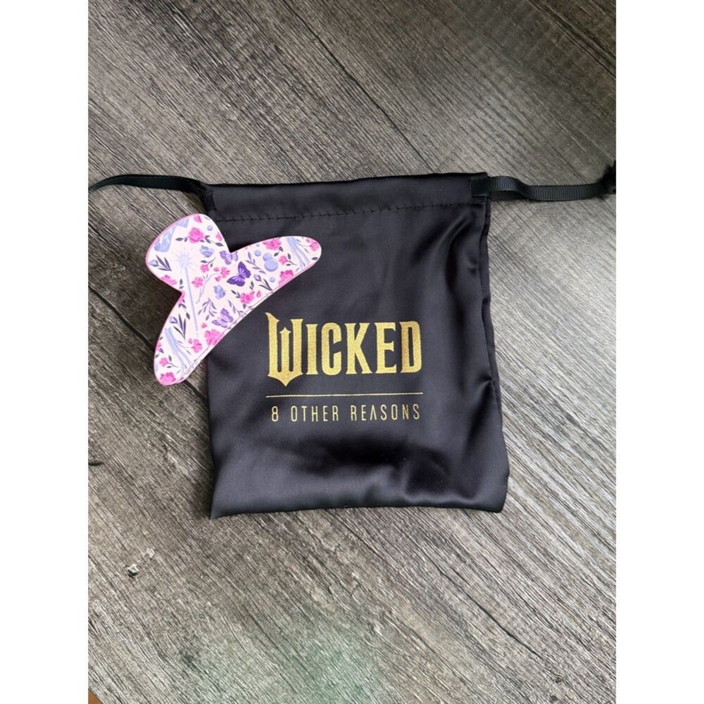 8 Other Reasons Wicked Toss-Toss Claw Clip Butterfly Floral Print with Dust Bag
